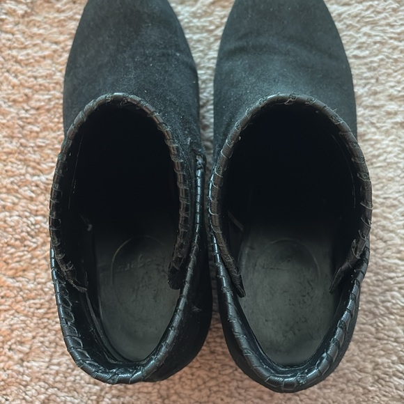 Jack Roger Booties - Picture 5 of 6